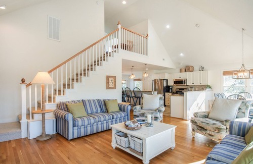 Corolla House | Bluebird: Saltwater Pool, Hot Tub. Golf Community