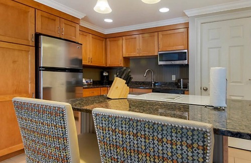 Lincoln Resort | Bluegreen South Mountain, 2br Condo