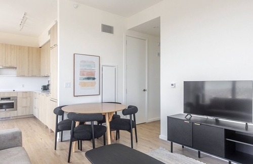 Clinton Hill Apartment | Blueground | Clinton Hill, pool, nr Prospect Park