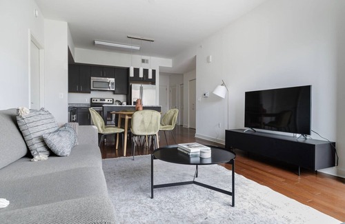 Woodmont Triangle Apartment | Blueground | Woodmont Triangle, pool, nr Cabin John Park