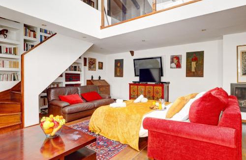 Quartier Sainte-Marguerite Apartment | Bluestay 223 - Superb apartment in Paris