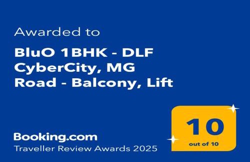 DLF City Apartment | BluO 1BHK - DLF CyberCity, MG Road - Balcony, Lift