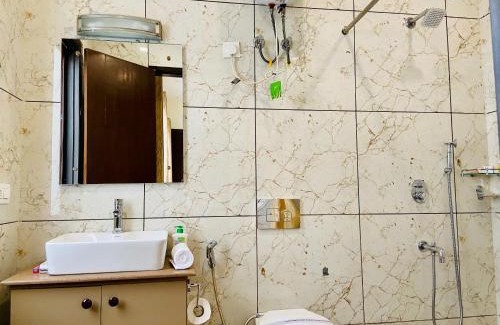 DLF City Apartment | BluO 1BHK - DLF CyberCity, MG Road - Balcony, Lift