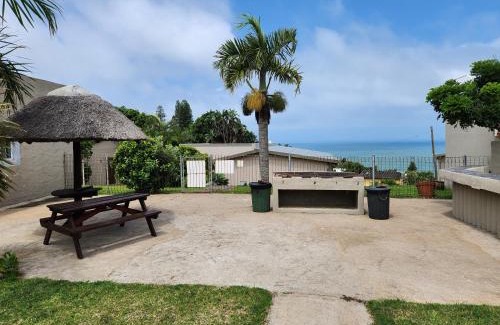 Blythedale Bed & Breakfast | Blythedale Beach Apartment 2