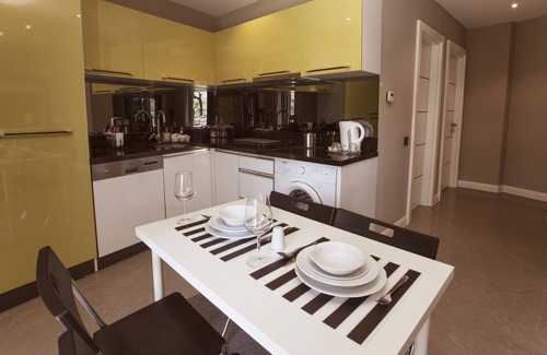 Muratpasa Apartment | BMK Apart Otel