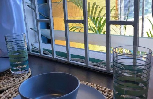 Albion House | BnB SoMom Mobay Lodging