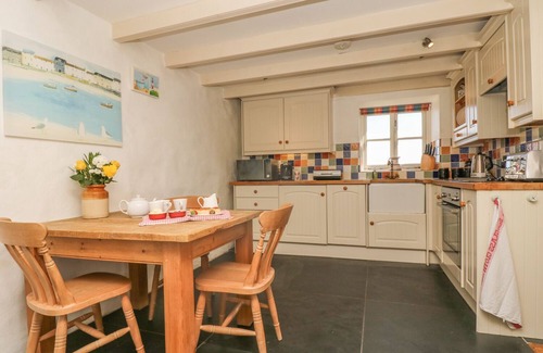 New Mill Cottage | BOAR'S HOUSE, with a garden in Penzance