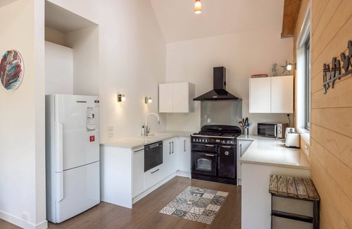 Onetangi House | Boathouse Onetangi | Stay Waiheke