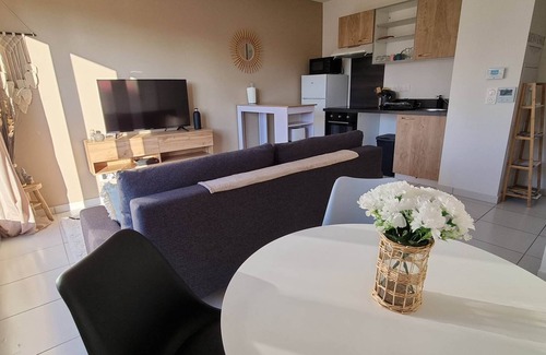 Merignac Apartment | ★ Bohème chic ★ Parc Bourran ★ 4 pers ★ Netflix ★