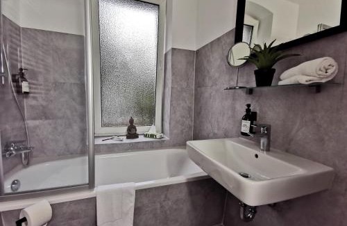 Erfurt Old Town Apartment | BohnApartments Studio M City - Domplatz - WLAN - Vollausstattung