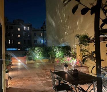 San Lorenzo Apartment | BoHo Studio & Terrace