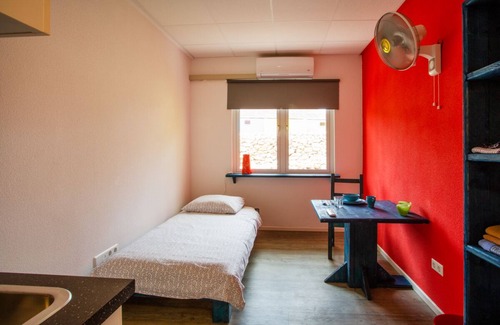 Domi Hotel | Bon bini at Willemstad Resort!