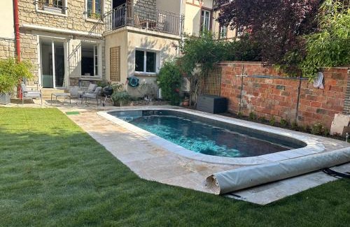 Poissy Apartment | Bonheur en Seine, Piscine, Vue Seine