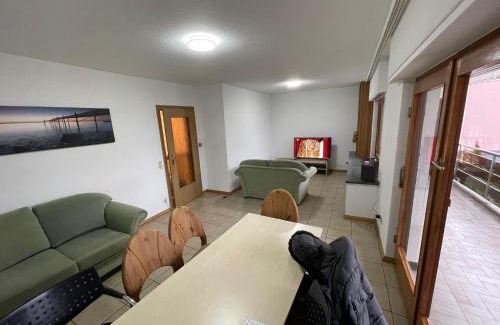 Limperich Apartment | Bonn-Beuel zentrale Ferienwohnung mit Parkplätzen