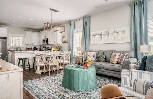 Gulf Shores House | Book Family Oct Beach Trip! Pool! Dog-friendly!