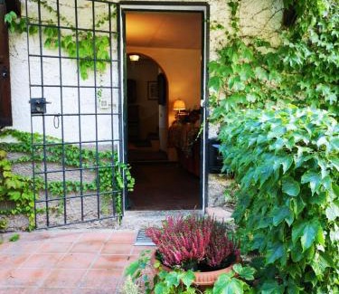 Cremolino Apartment | Borgo Francia