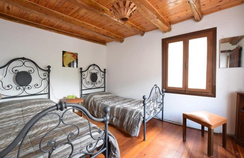 Guia House | Borgo Zei