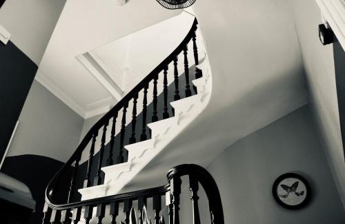 Ilkley Apartment | Boutique Apartment - Sleeps 6 & Free Parking