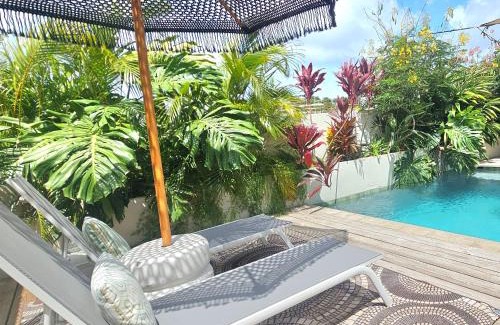 Curacao Apartment | Boutique apartment with PRIVATE POOL, near Jan Thiel & Mambo beach, 2 bedrooms & gated community
