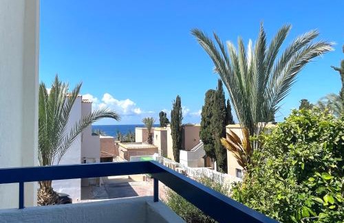 Chlorakas Villa | Boutique Family Design Villa near Sea