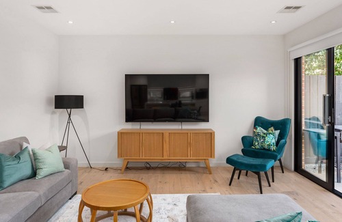 Murrumbeena House | BOUTIQUE STAYS - Sunnyside