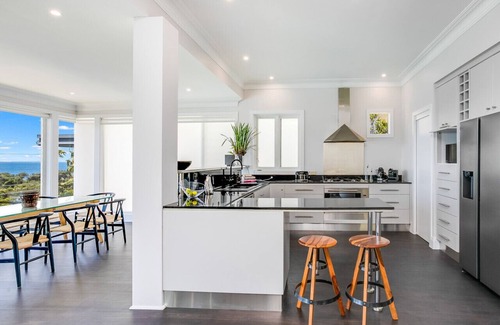 Manly House | Bower House - Fairy Bower