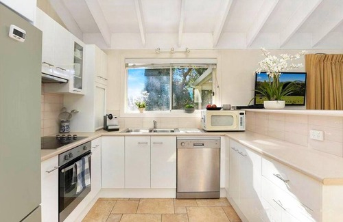 Burradoo House | Bowral Long Stay Weekender- Make This Your Own Country Weekend Getaway