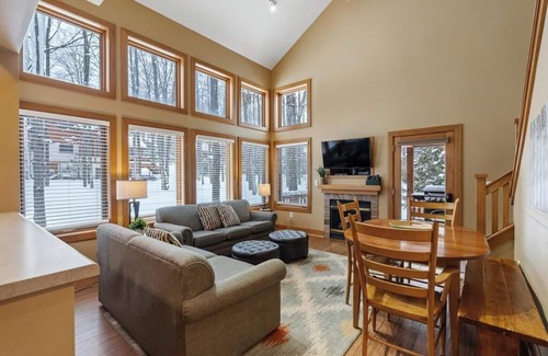 Boyne Falls Condo | Boyne Mountain, Disciples Ridge condo, Sleeps 18