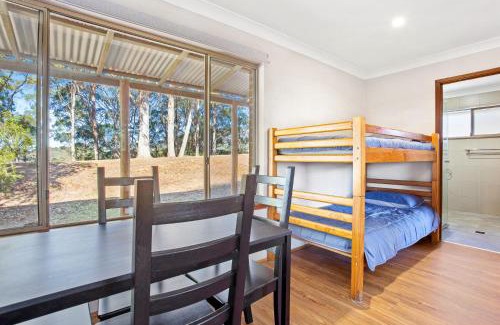 Central Tilba House | Braeside Cabin Three Parsonsia