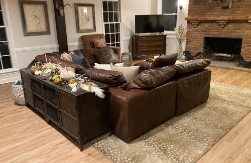 Lakes of Forest Hill House | Bramlett Farms