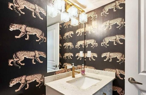 Whitby House | Brand new house Millionaire dollar neighbourhood