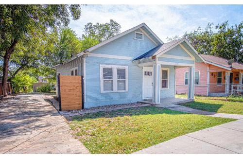 Denver Heights House | Brand New Listing! Cozy Historic House 5min*DT