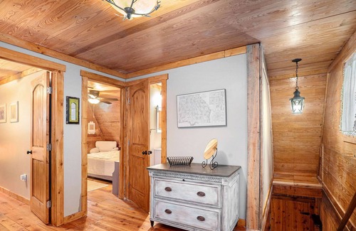 Ellijay Cottage | Brand New!!! Storybook 2 Bdrm/2 Bath Mtn Cottage