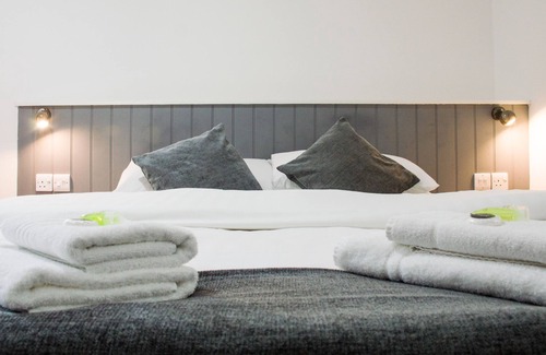 Ambleside Hotel | Brathay Hall - Brathay Trust