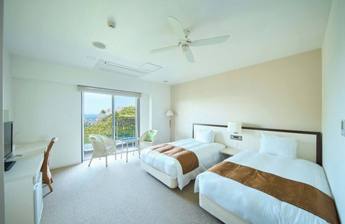 Taiji Hotel | Breakfast included 2nd floor superior twin with bath and toilet/Higashimurogun Wakayama