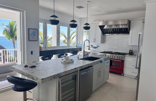 Monroe County House | Breathtaking Beach House in Key Largo Florida!