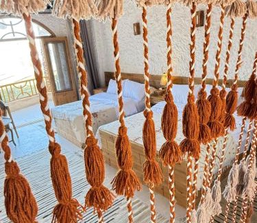 Siwa Hotel | Breezy island Hotel