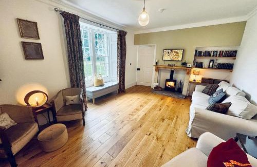 Haltwhistle House | Bridge End House - Pet Friendly