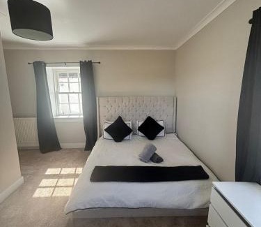 Ayr Apartment | Brig o Doon 3
