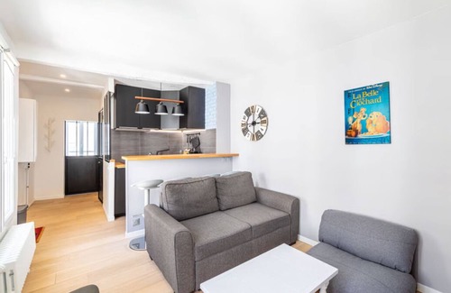 Les Halles Apartment | Bright 2-room apartment in Paris 1er near the Louvre and Notre-Dame