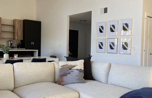 Stevensville House | Bright and Airy Lakefront Home - Pool open May-Oct 21
