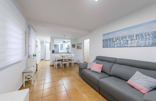 El Albir House | Bright apartment with a large pool near the mountains and the sea