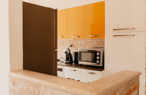 Cavalcaselle Apartment | Bright apartment just minutes from Peschiera del Garda and Gardaland