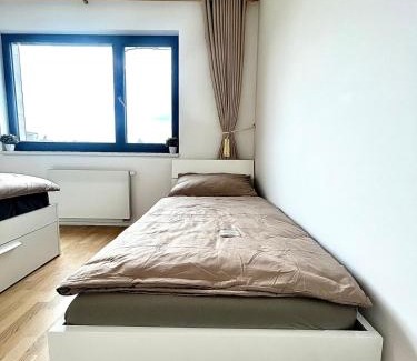 Vinohrady Apartment | Bright Apartment - Na Vinici Prague 2