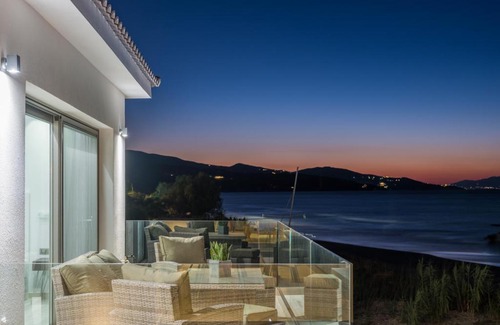 Alykes Villa | Bright Coast Superior