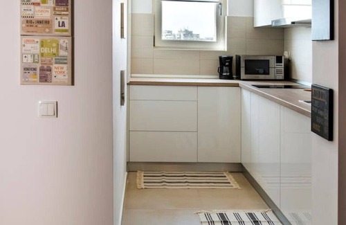 Sector 3 Apartment | Bright Comfy Flat with a beautiful view | steps away from metro & amenities |