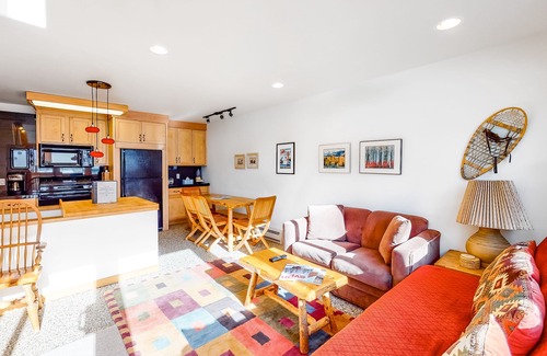 Warm Springs Condo | Bright condo at the base of Warm Springs with seasonal pool, WiFi, cable
