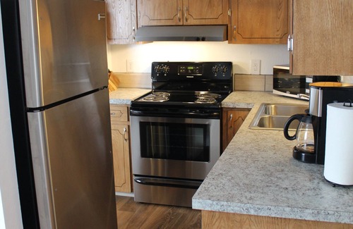 North Star Apartment | Bright End Unit Apartment