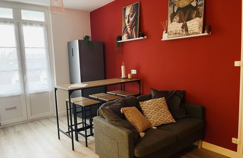Chatellerault Apartment | Bright flat - Quiet location - Near the centre