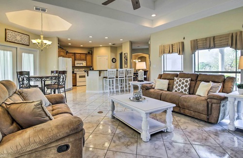 Laguna Vista House | Bright Laguna Vista Home w/Community Pool!